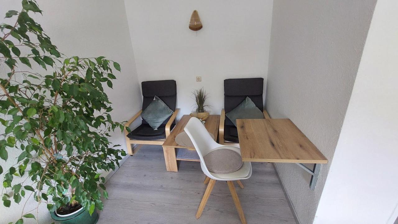 Pension Ringo, Airport Pit Stop, Bahnhof Und Flughafen In Der Naehe Μπάντεν-Μπάντεν Εξωτερικό φωτογραφία