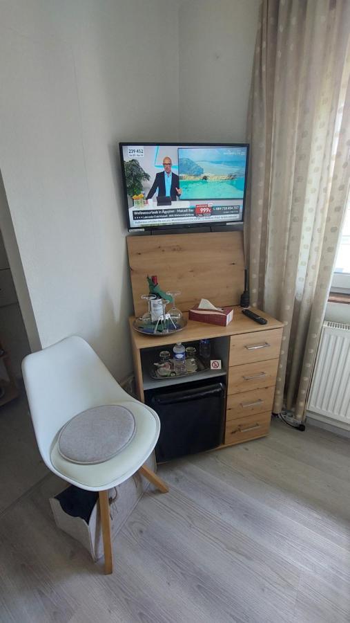 Pension Ringo, Airport Pit Stop, Bahnhof Und Flughafen In Der Naehe Μπάντεν-Μπάντεν Εξωτερικό φωτογραφία